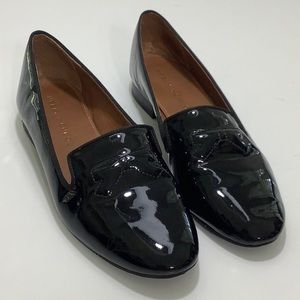 Neely & Chloe black patent Edie front bow flats size 6